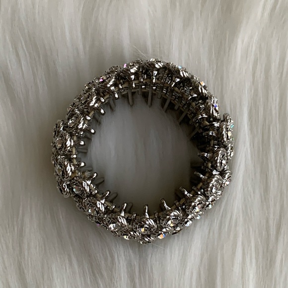 Tasha bracelets. 40$ each - Picture 5 of 6